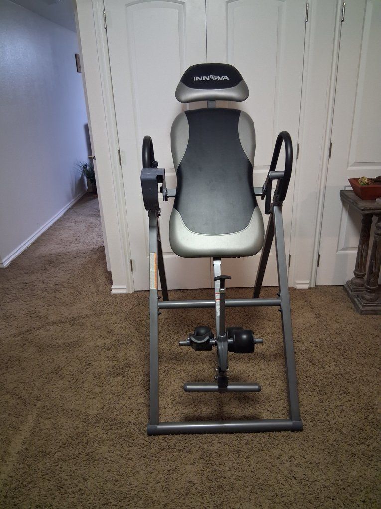 Innova Inversion Table with Adjustable Headrest and Ankle Holders