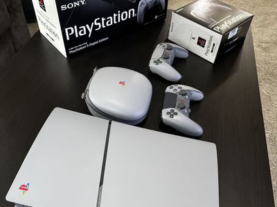 30th Anniversary PS5 W/ EDGE Controller