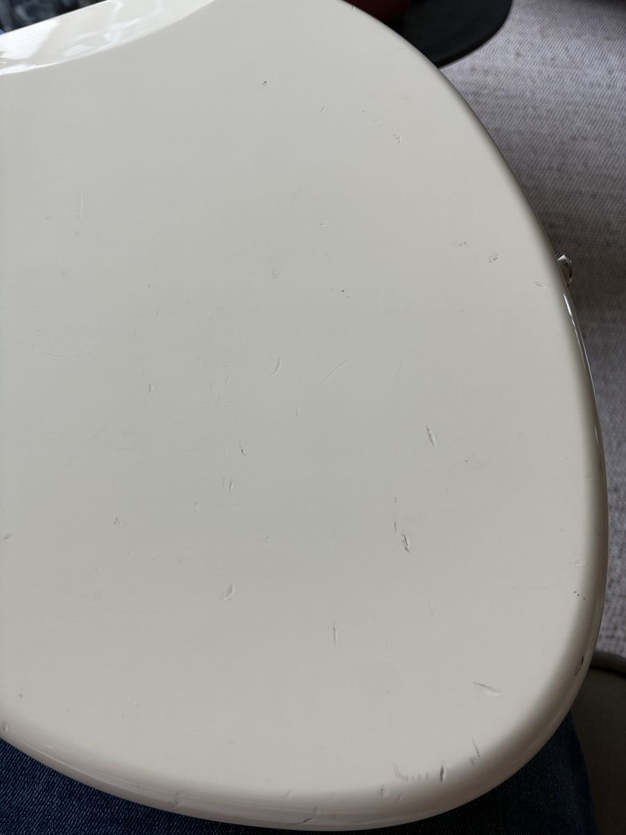 Main image 8