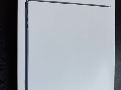 2026 MacBook Air M5 16gb 512GB SSD (brand new)