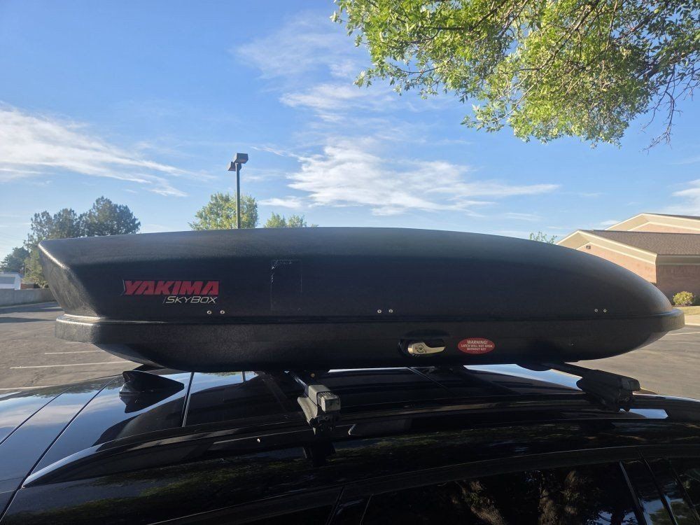 Yakima Skybox 16 Roof Box Dual Opening W/Locks