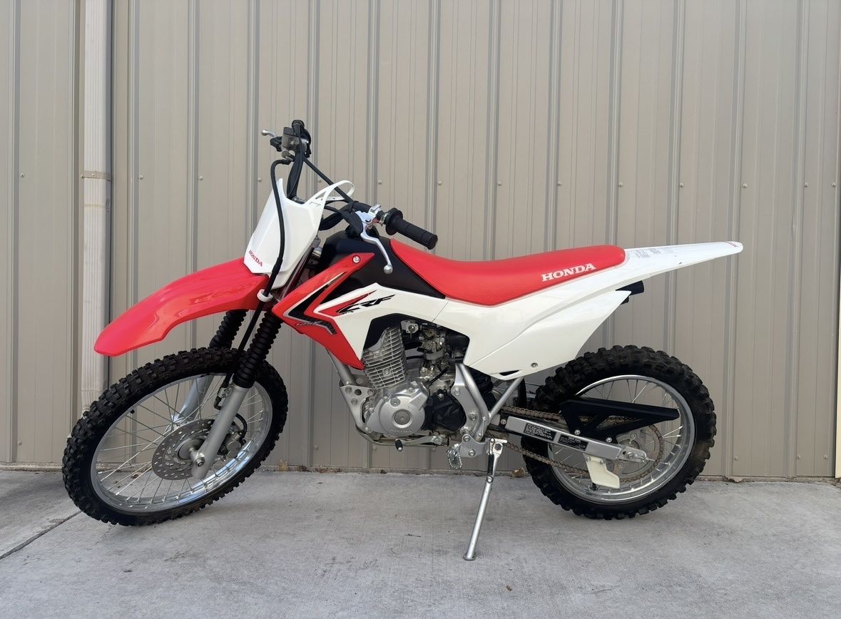 2017 Honda CRF125FB Big Wheel Dirt Bike - 4-Stroke