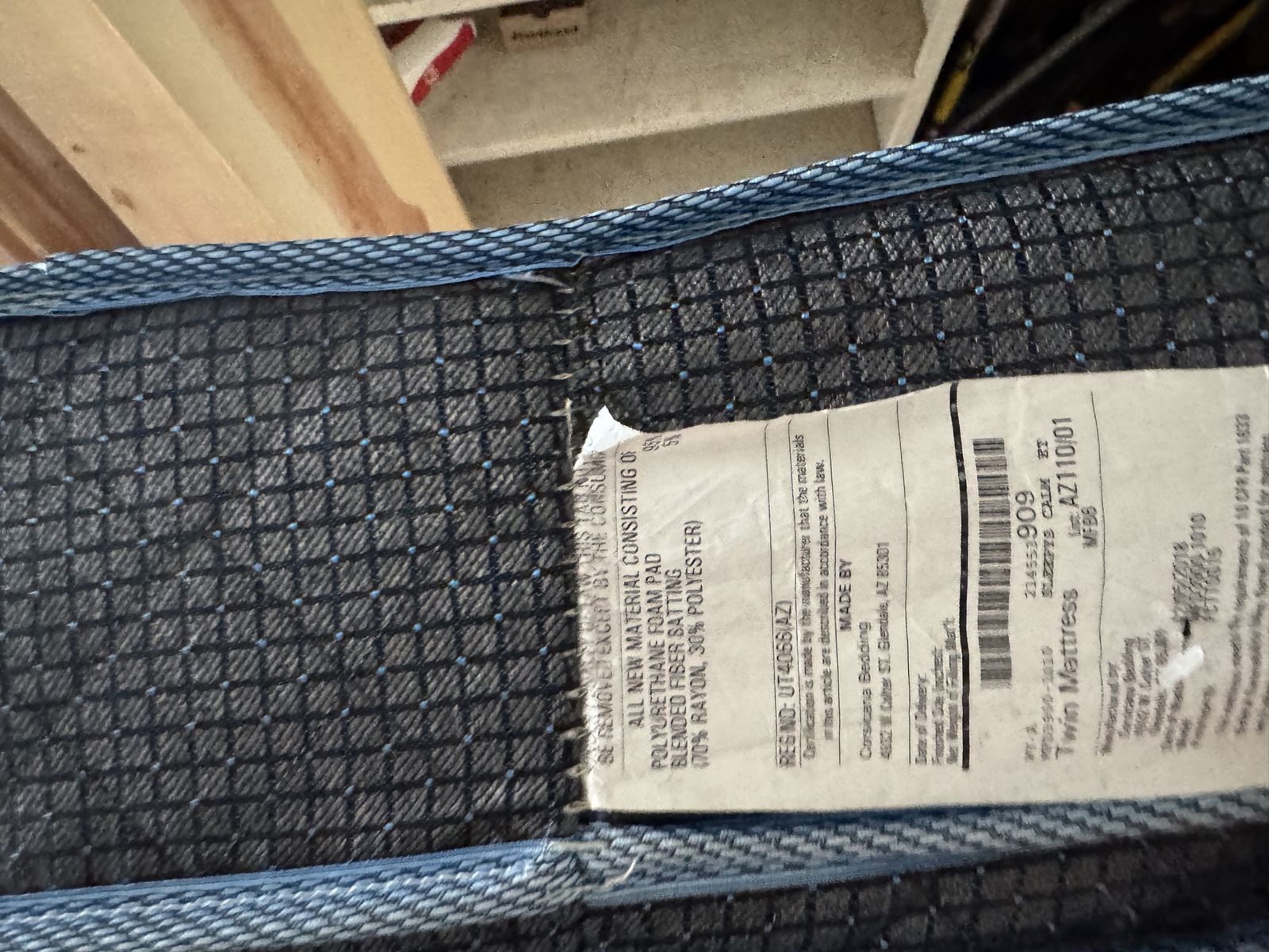 Free (high-end)Twin Mattress