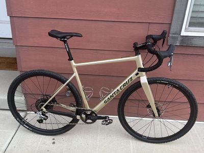 2022 Santa Cruz Stigmata - Size L, never ridden