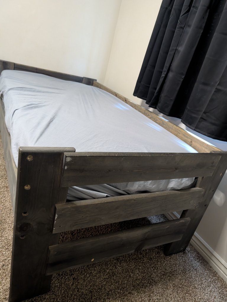 bed for sale.