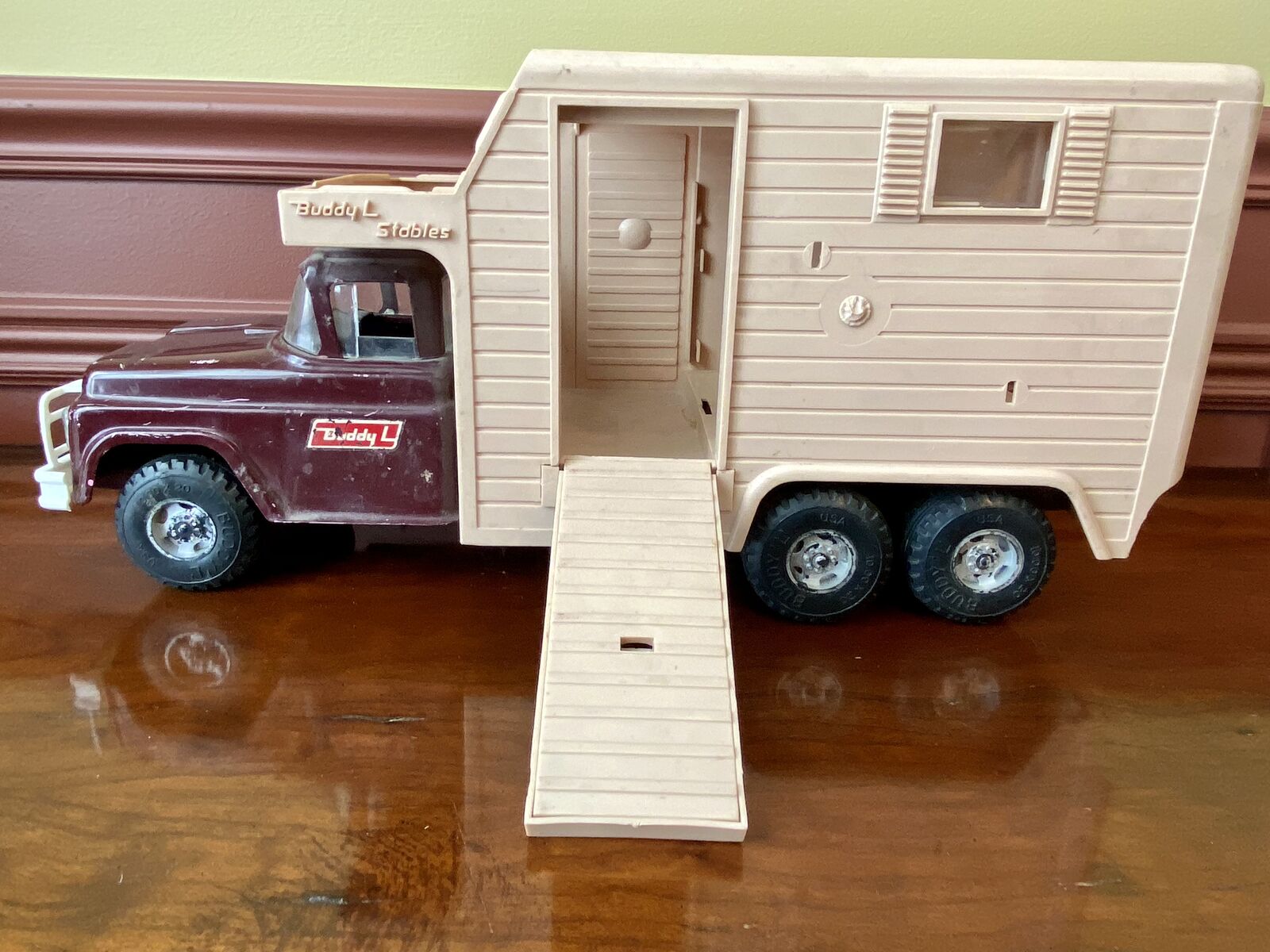 RARE- Buddy L Stables Vintage(1960s) Ford Horse Trailer - Collectable Toy Truck + Bonus -  C PIX