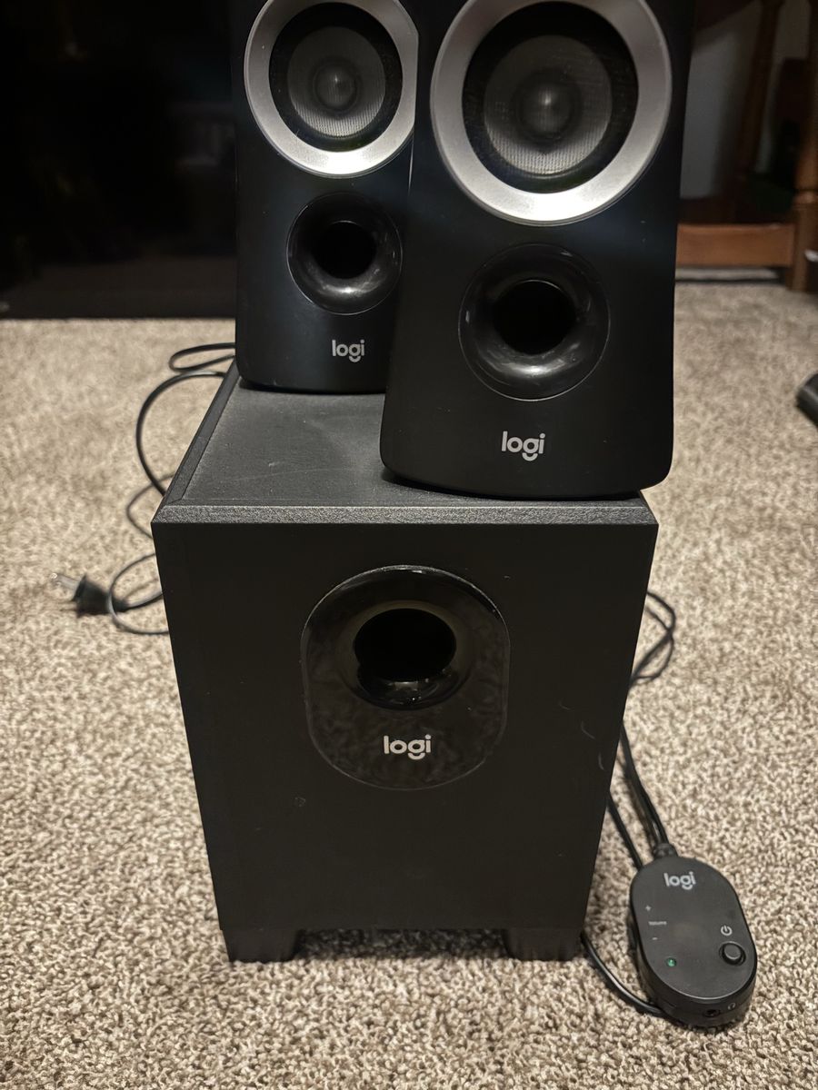 Logitech Z313 2.1 Channel Speaker System with Subwoofer and Control Pod - Black