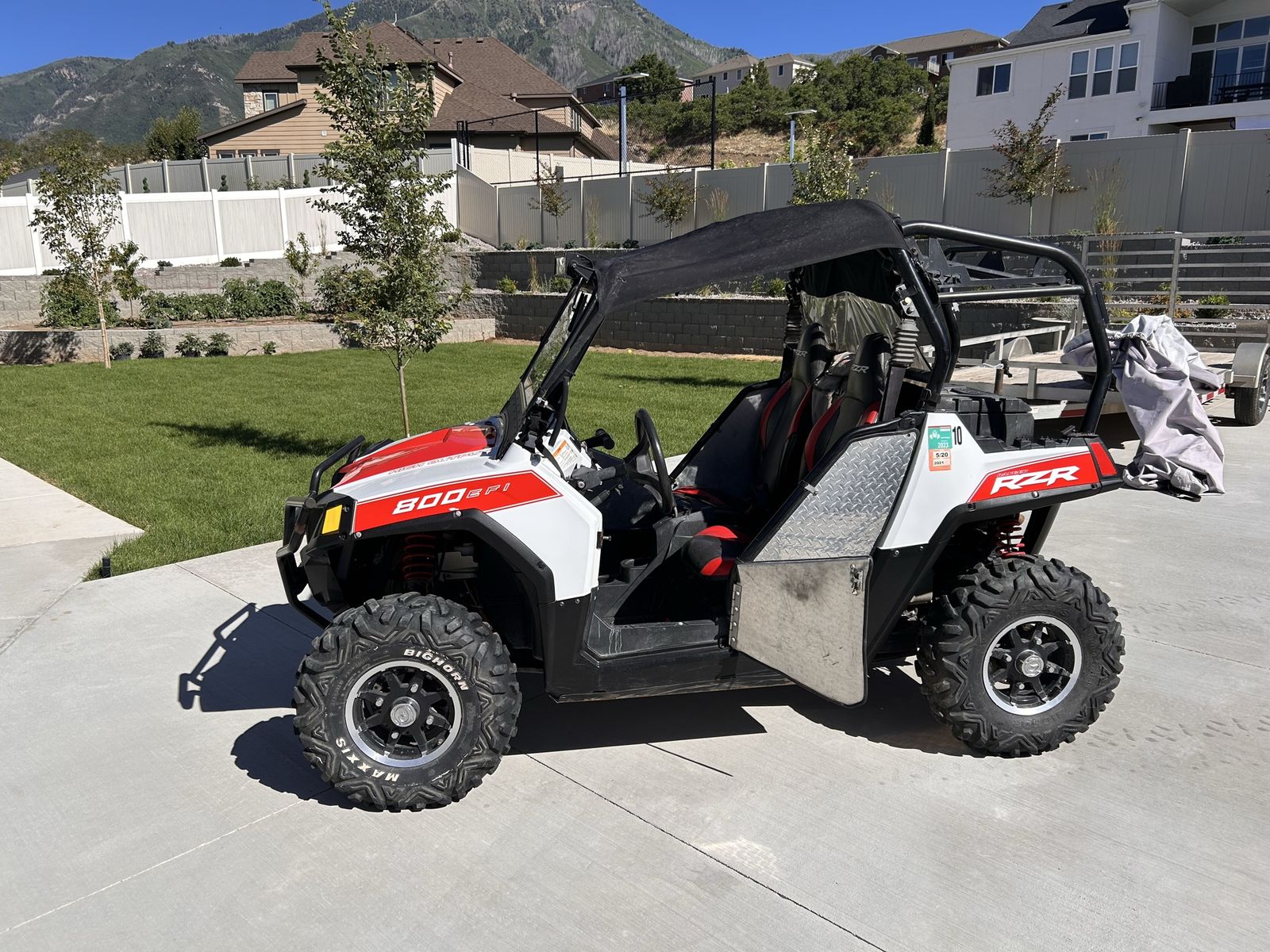 Polaris RZR 800 EFI Side-by-Side UTV with Maxxis Bighorn Tires