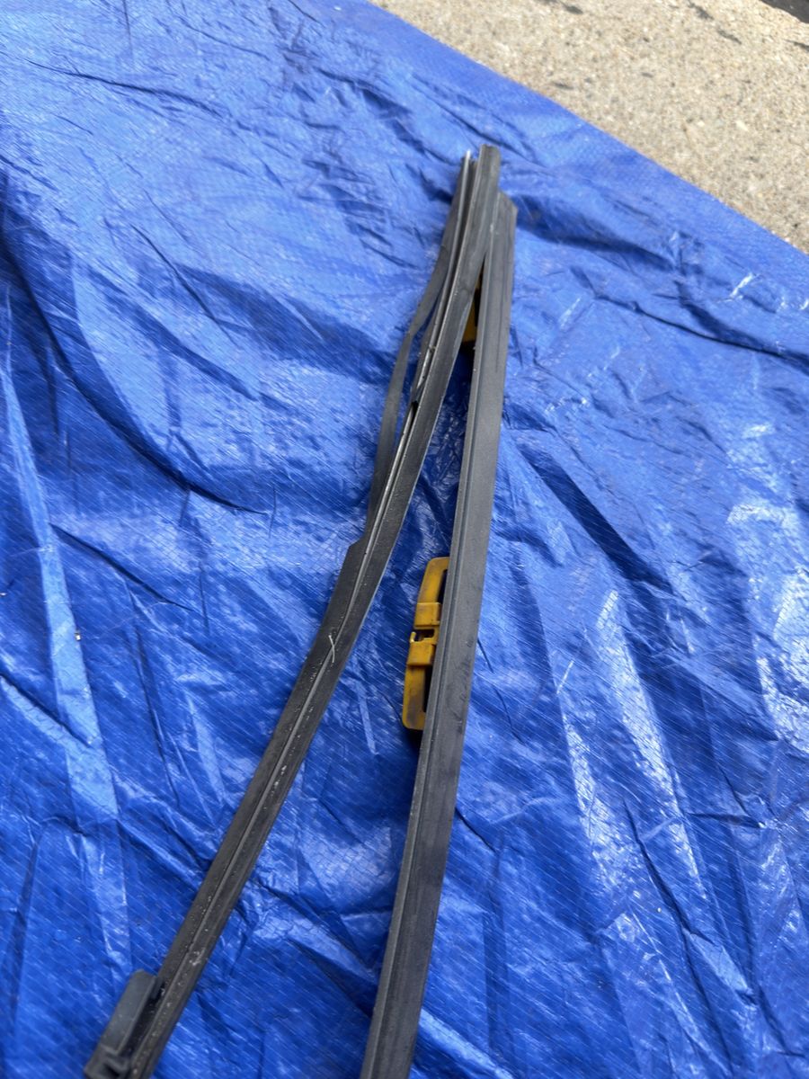 Main image 6