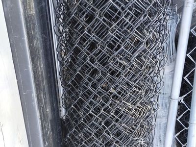 300 ft black vynil 4x50 fence 6 rolls 75$ 4 drive gates 4x4 x 2 100$