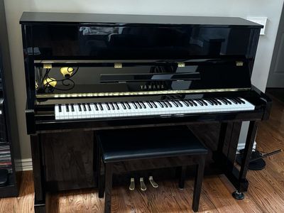 2020 Yamaha B3 Upright Piano