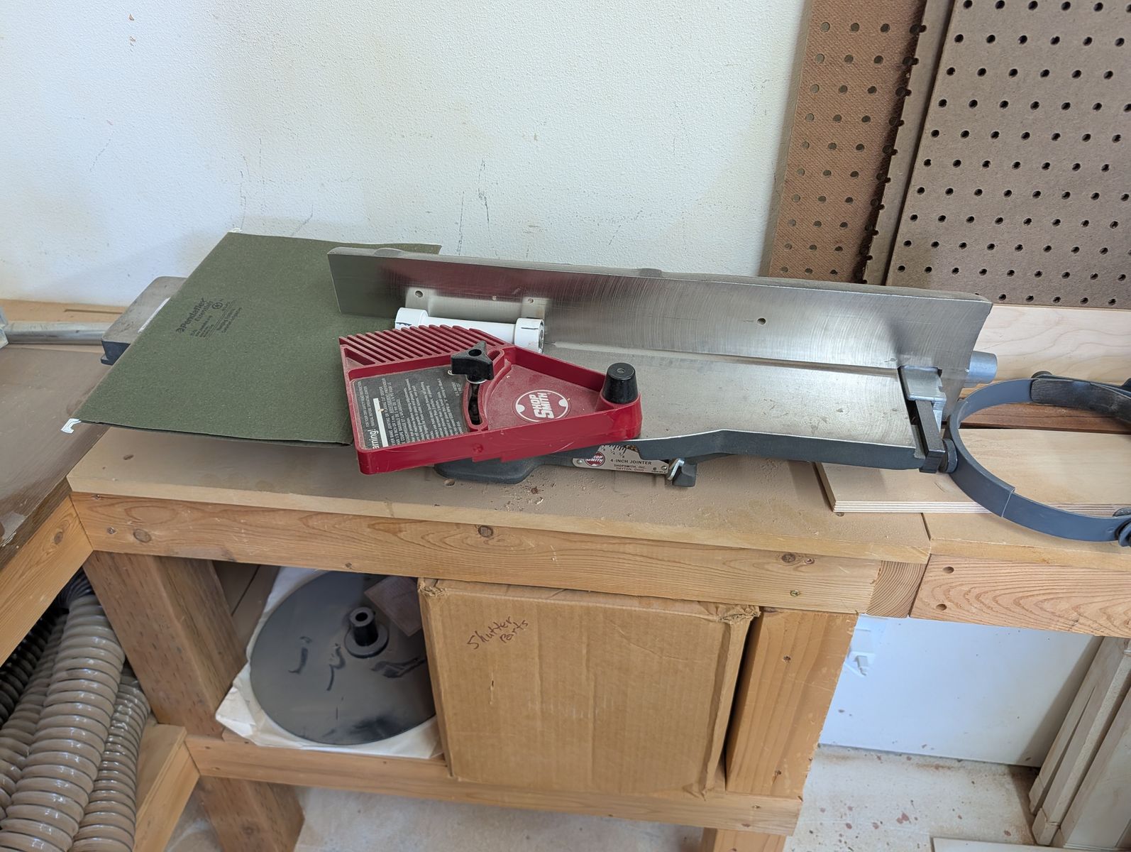Main image 6