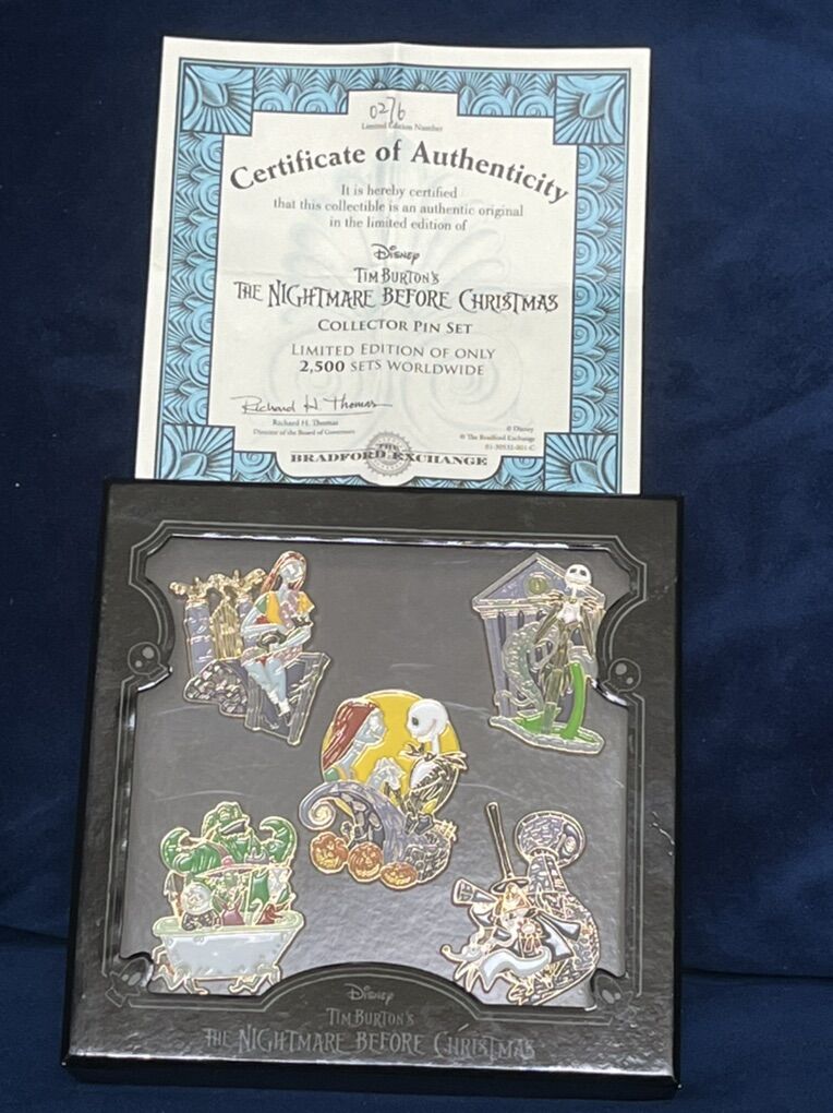 Nightmare Before Xmas 25th Anniversary Pin Set
