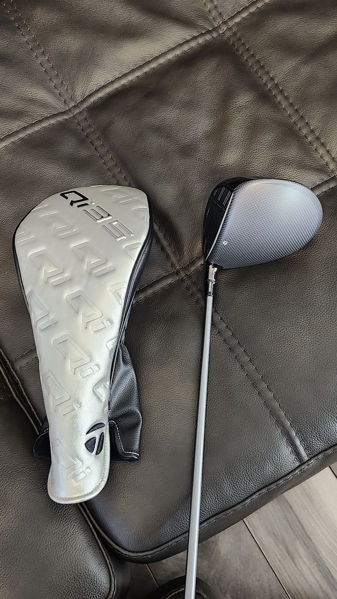 Taylormade Qi35 Max Driver - Excellent Condition