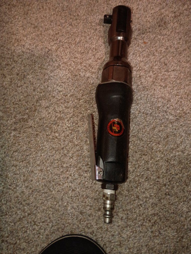 performance tool air rachet 