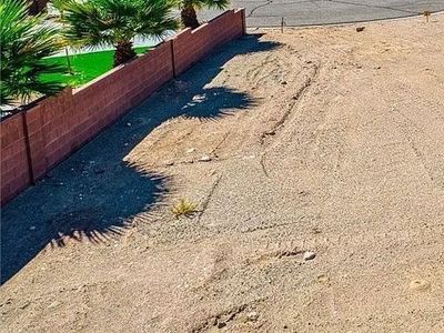 PRIME BORDER LOT- Near Southern Utah, in AZ and Enjoy Mesquite NV Lifestyle - Open to property swap