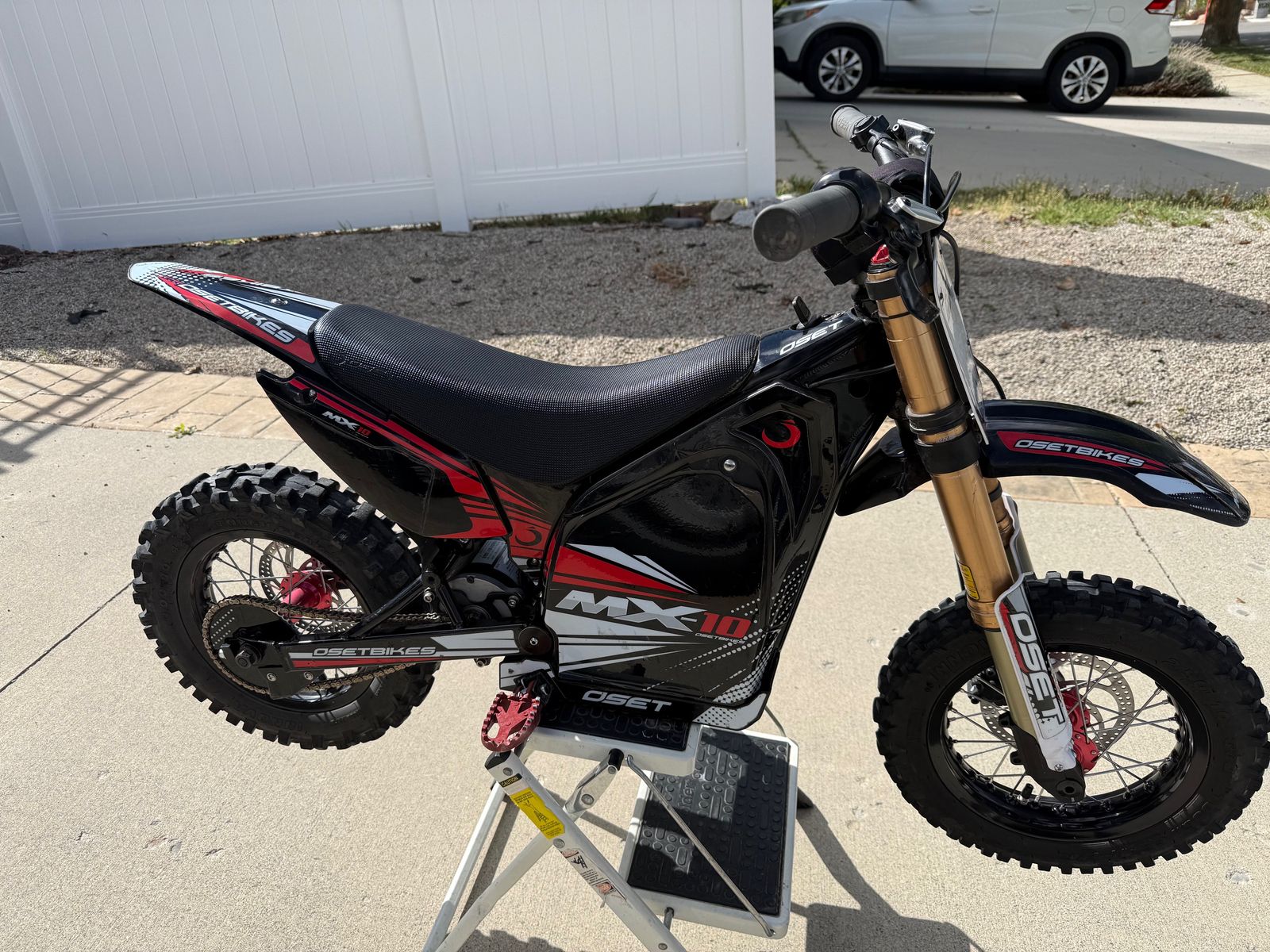 Oset MX-10 - All electric kids dirt bike