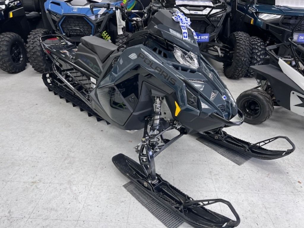 2026 Polaris® SNO-26 BOOST RMK KHAOS 165 Patriot Boost