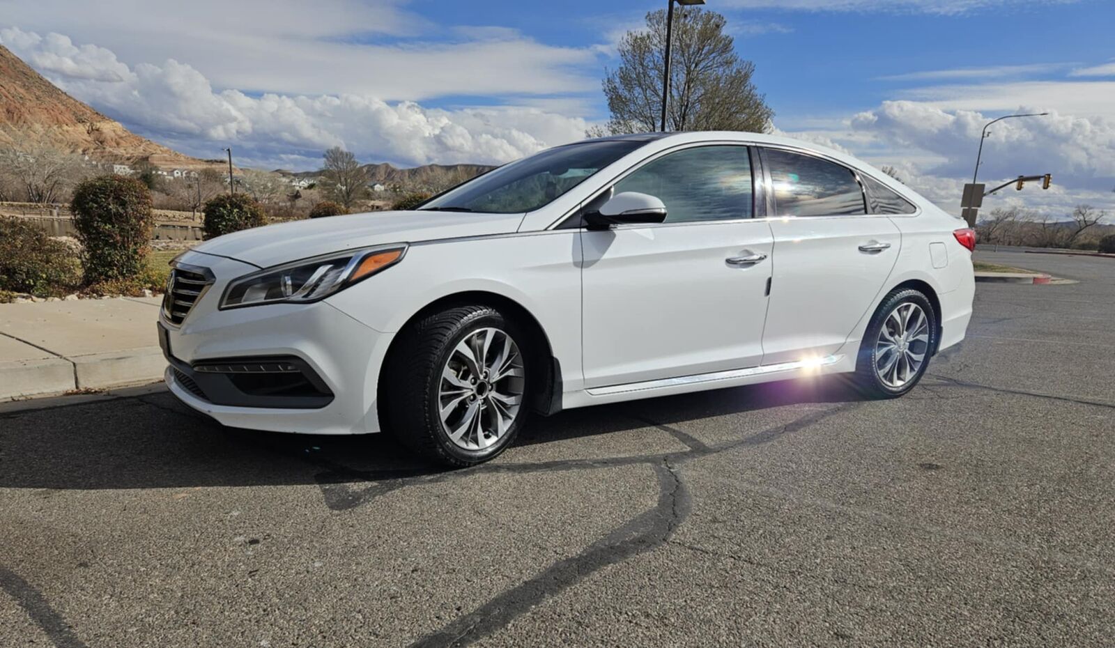 2015 HYUNDAI SONATA Limited 2.0T