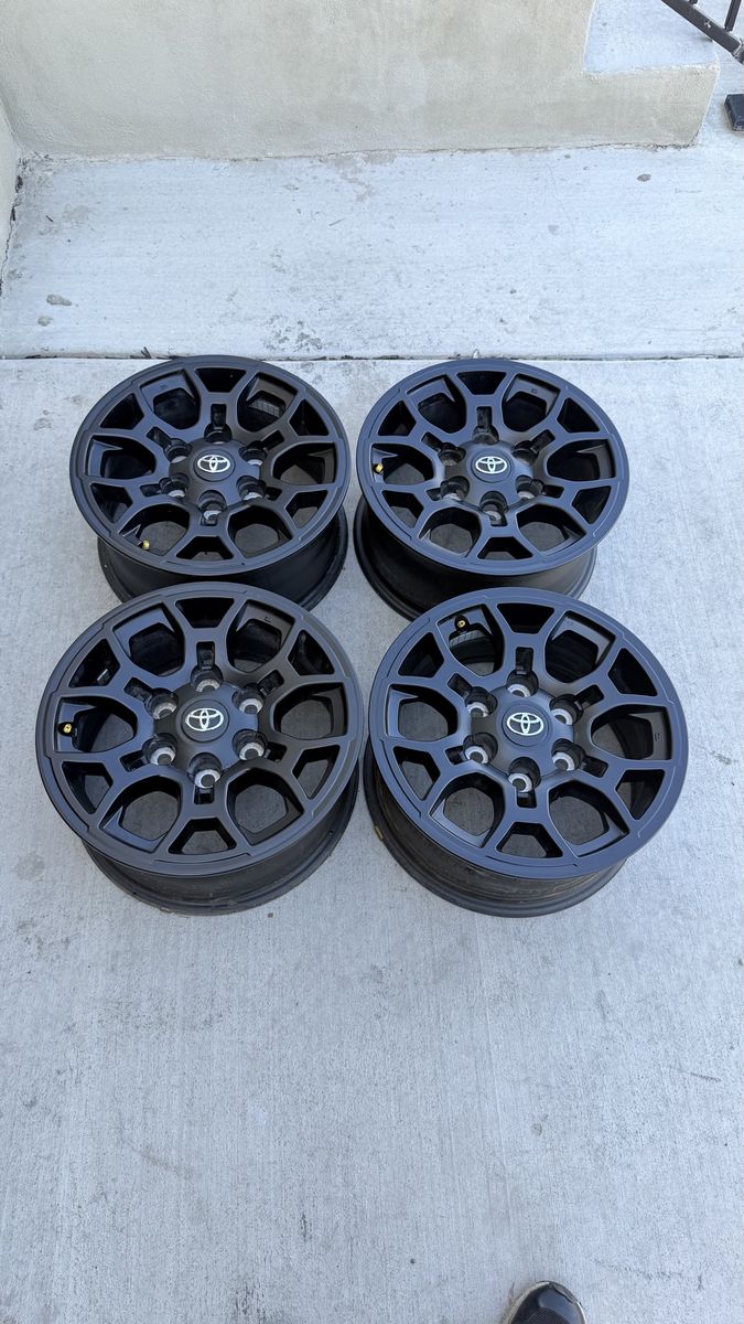 Toyota Tacoma Rims 16” like new