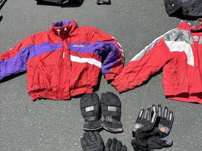 Ski-doo Winter Ski Jacket and Gloves Snowmobile Outerwear Bundle