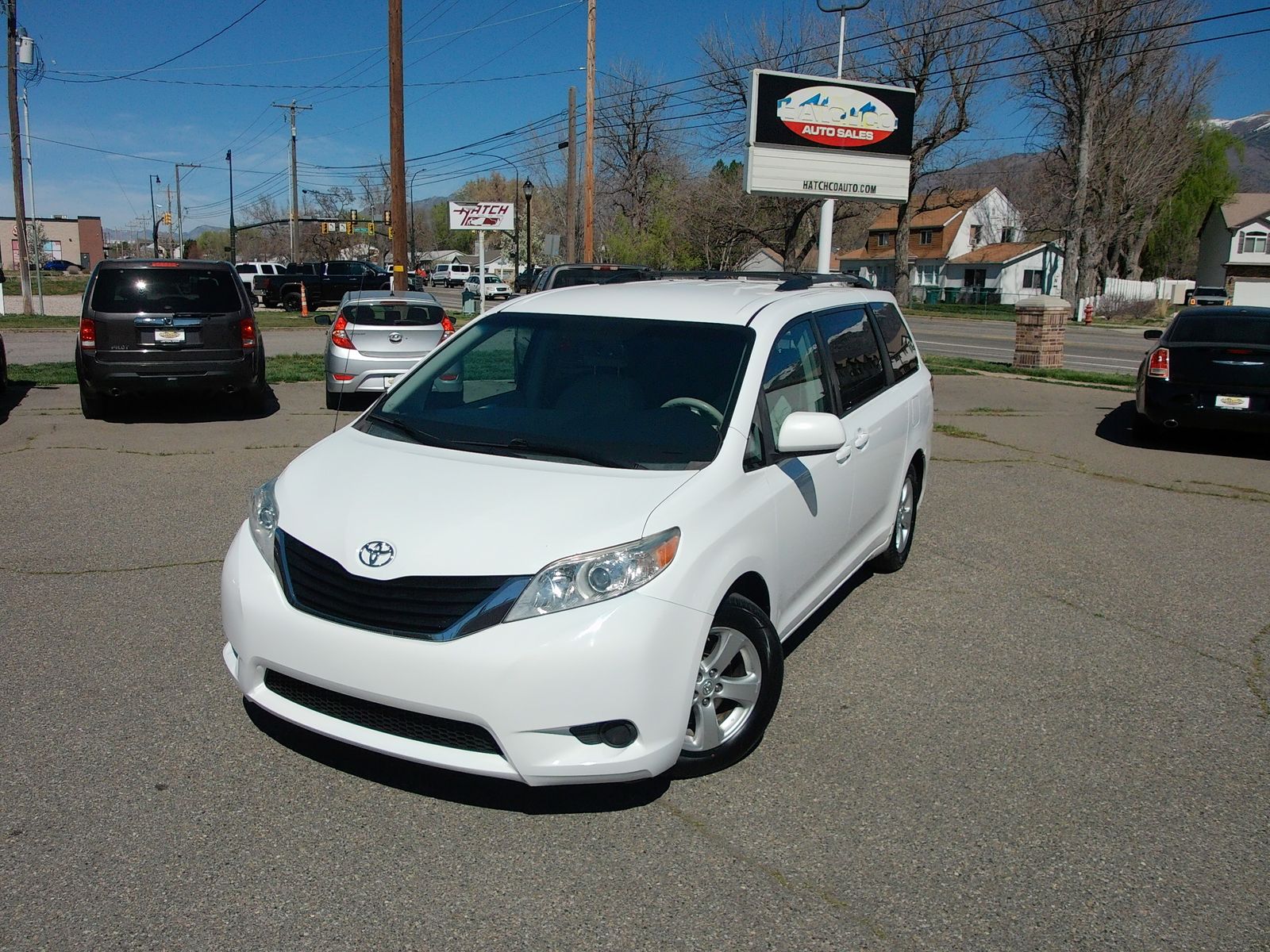 2013 Toyota Sienna LE 8-Passenger
