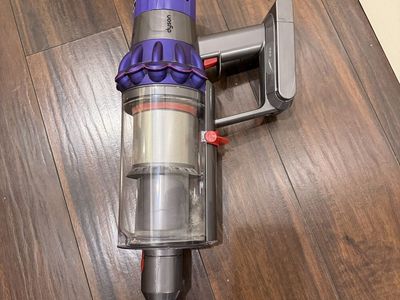 Dyson V10 vacuum