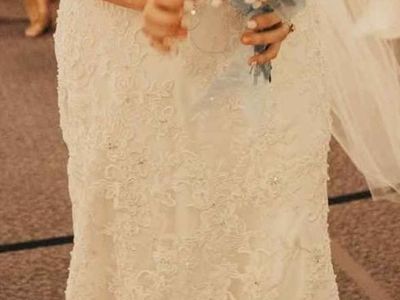 Wedding dress