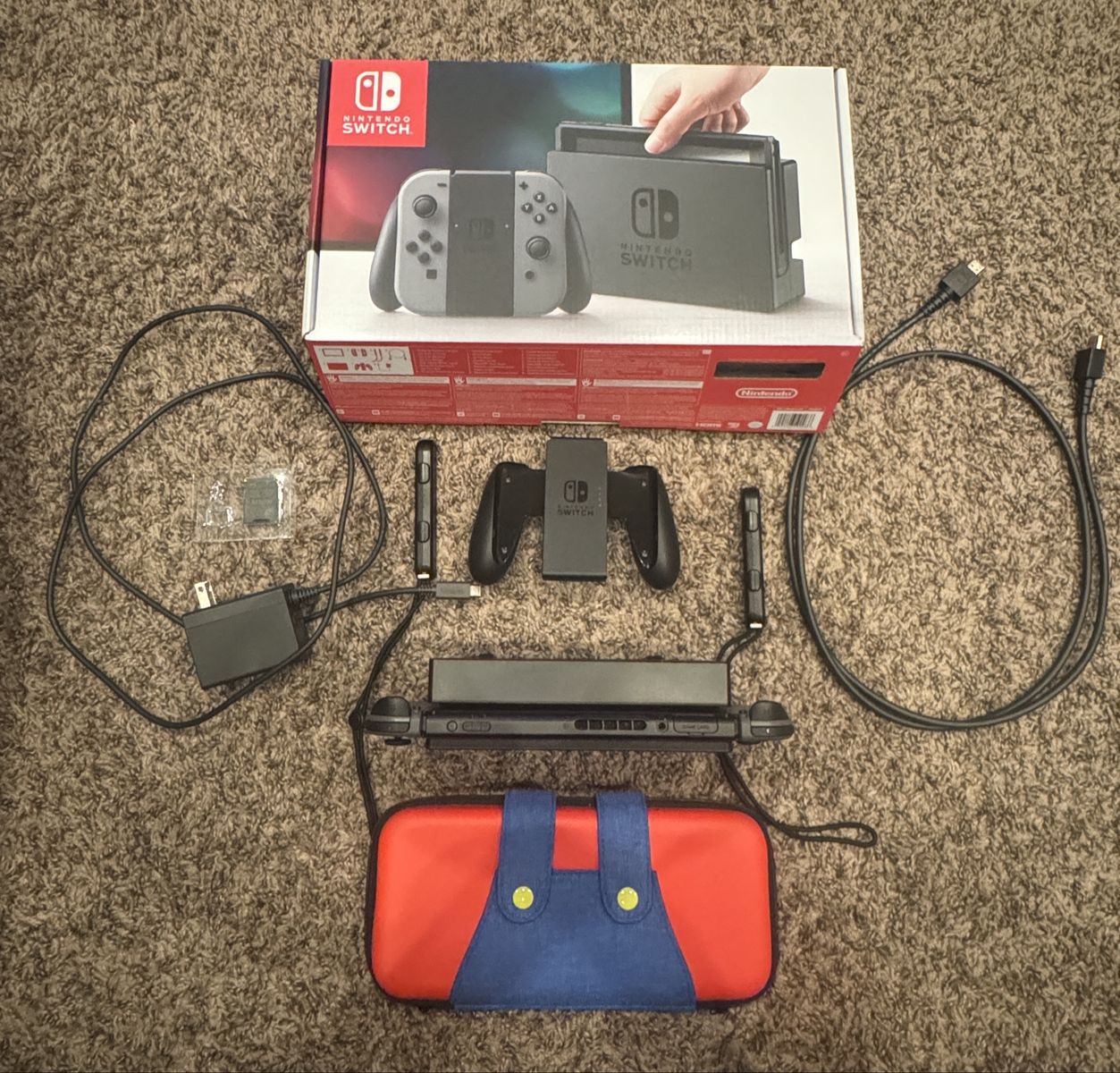 Like-New Original Nintendo Switch (Gray Joy‑Cons) – Complete Set + Bonuses