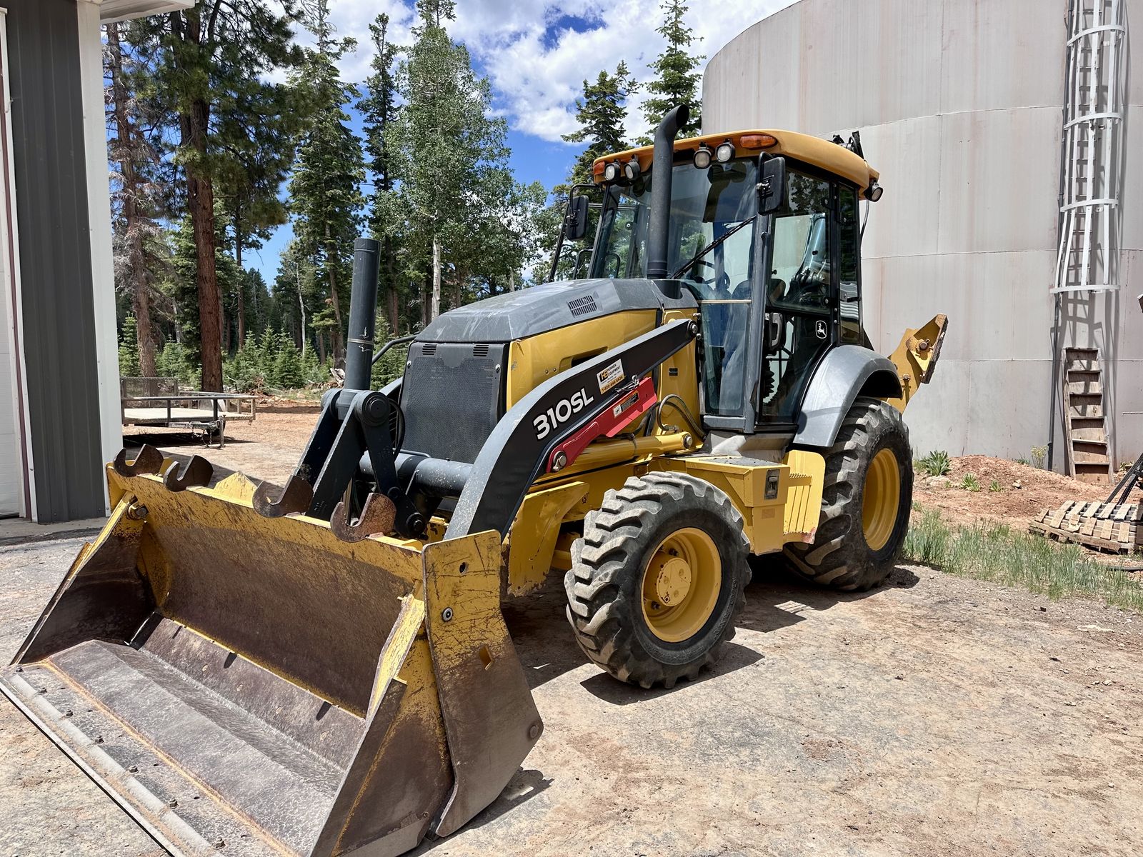 2016 John Deere 310SL backhoe