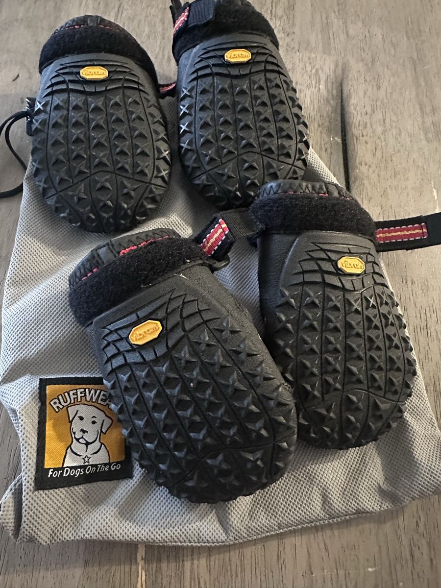 Ruffwear doggy boots size large