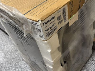 Thermador DWHD650WFP Stainless Steel Dishwasher - New in Box