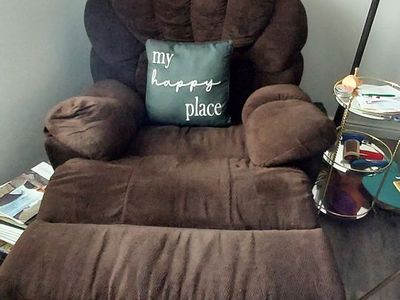 RECLINER in Logan