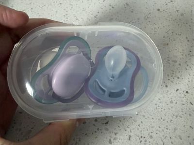 Philips Avent Nipples And Pacifiers New!