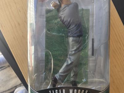 Sealed Upper Deck Pro Shots Tiger Woods Figure – Tiger III