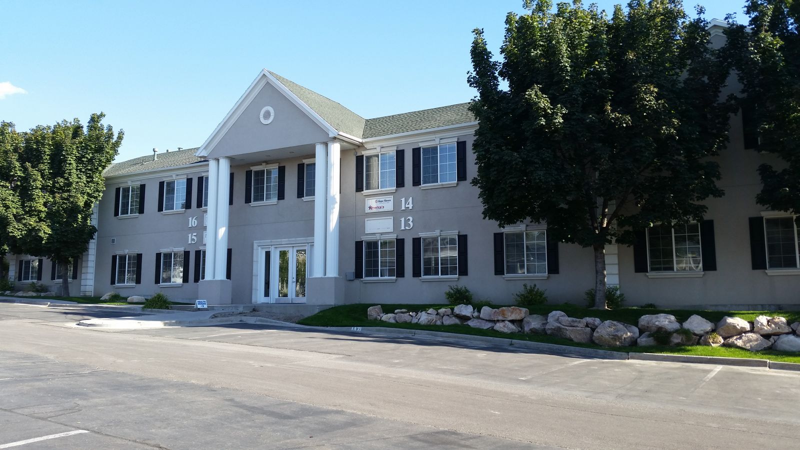 Single Office for lease within office condo