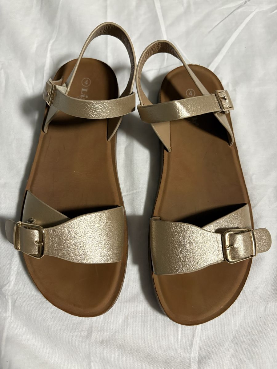 Girls Gold Buckle Flat Sandals youth Size 4