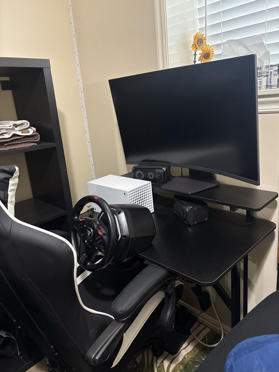Xbox series x. Two controllers. Brand new barley used comes with forza horizon 6. If you’d like the steering wheel and pedal lmk