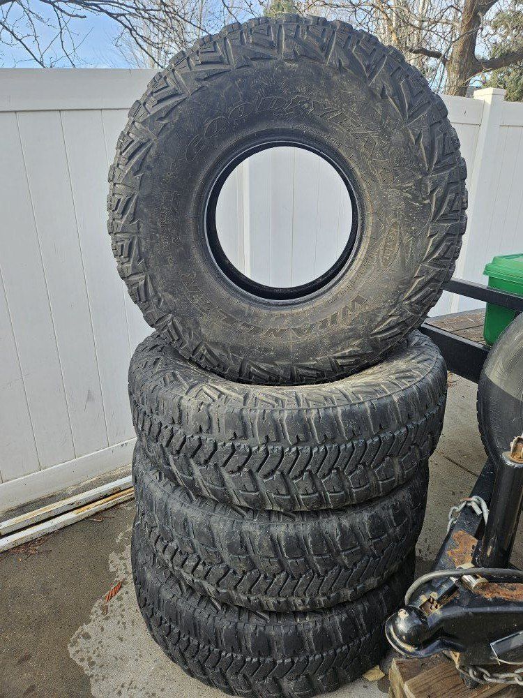 Goodyear MTR 40x13.5x17 set of 4 jk cj jl tj