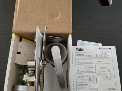 (3) Yale Door handle/lockset 5308LN new in box