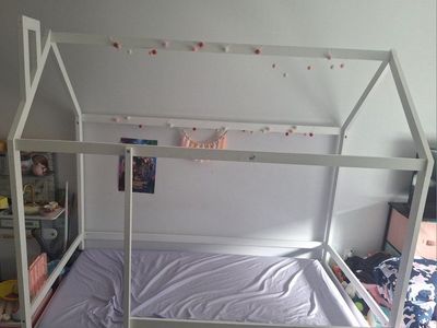 White Wooden House Bed Frame Twin Size Kids Floor Bed