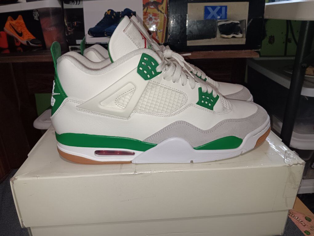 2023 Nike SB x Air Jordan 4 Retro SP "Pine Green"