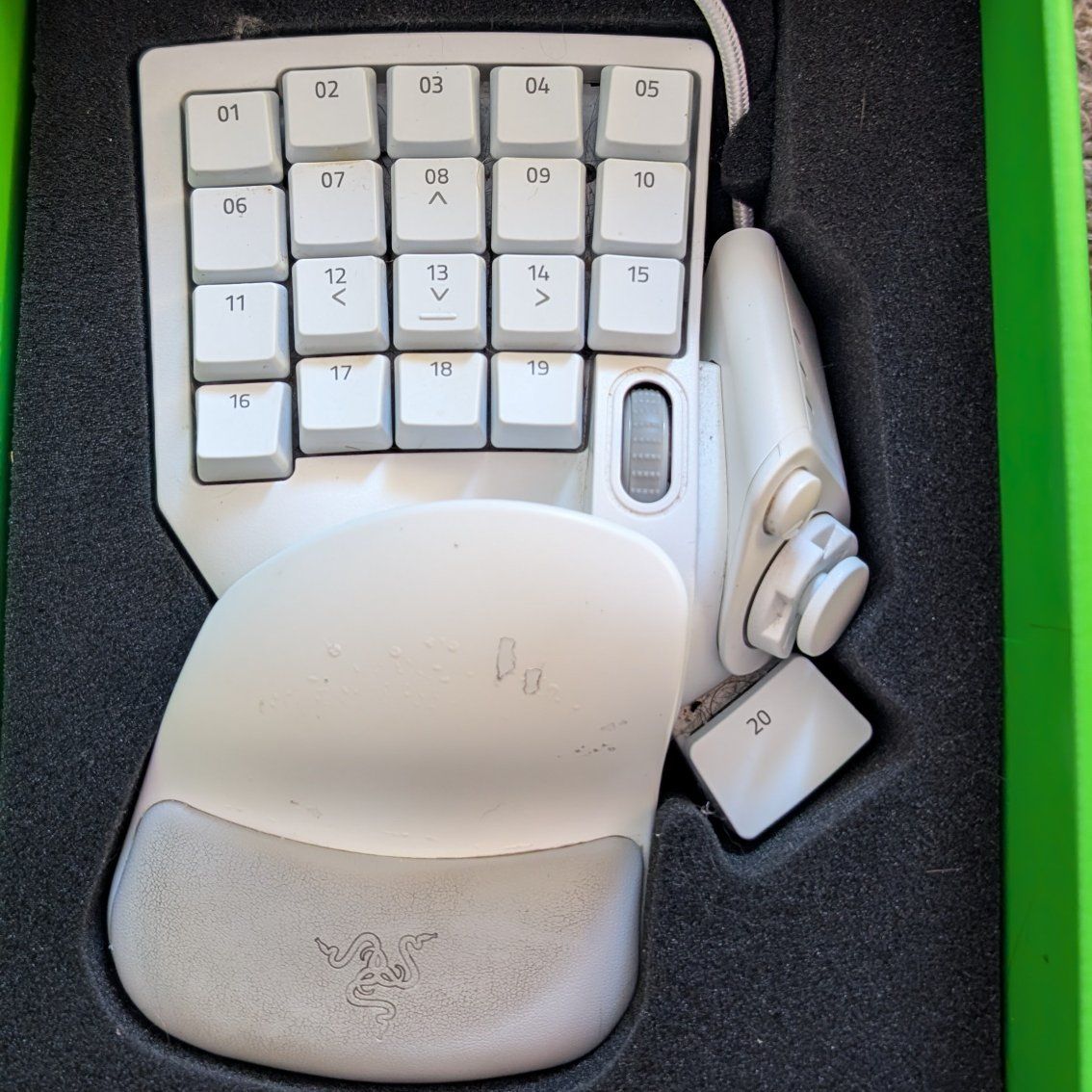 Razer Tartarus V2 Gaming Keypad