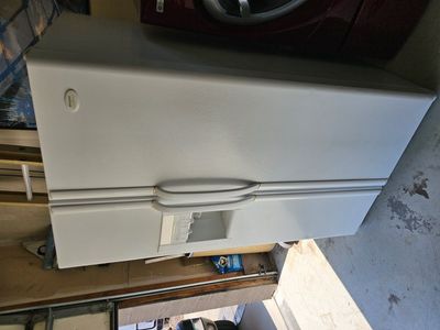Garage Fridge in perfect working condition.