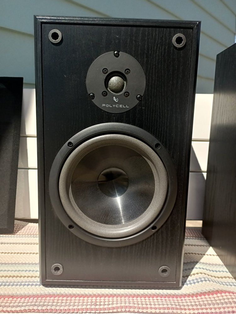 Main image 4