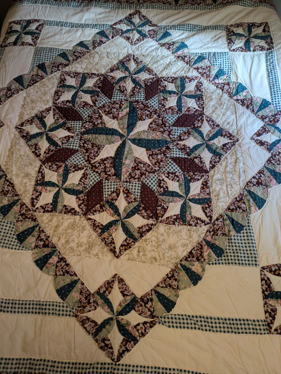 Queen size hand stitched quilt
