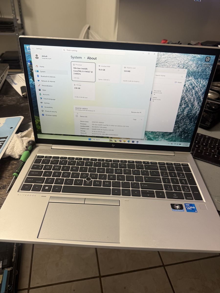 INSANE DEAL ON MINT CONDITION HP ELITEBOOK 16GB RAM I5 PROCESSOR PERFECT CONDITION COMES WITH WARRANTY