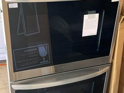LG 9.4 cu. ft. Smart Double Wall Oven with Convection & Air Fry in Stainless Steel
