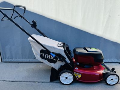 Toro Recycler Mower 21in 60V Max 5Ah Li Ion