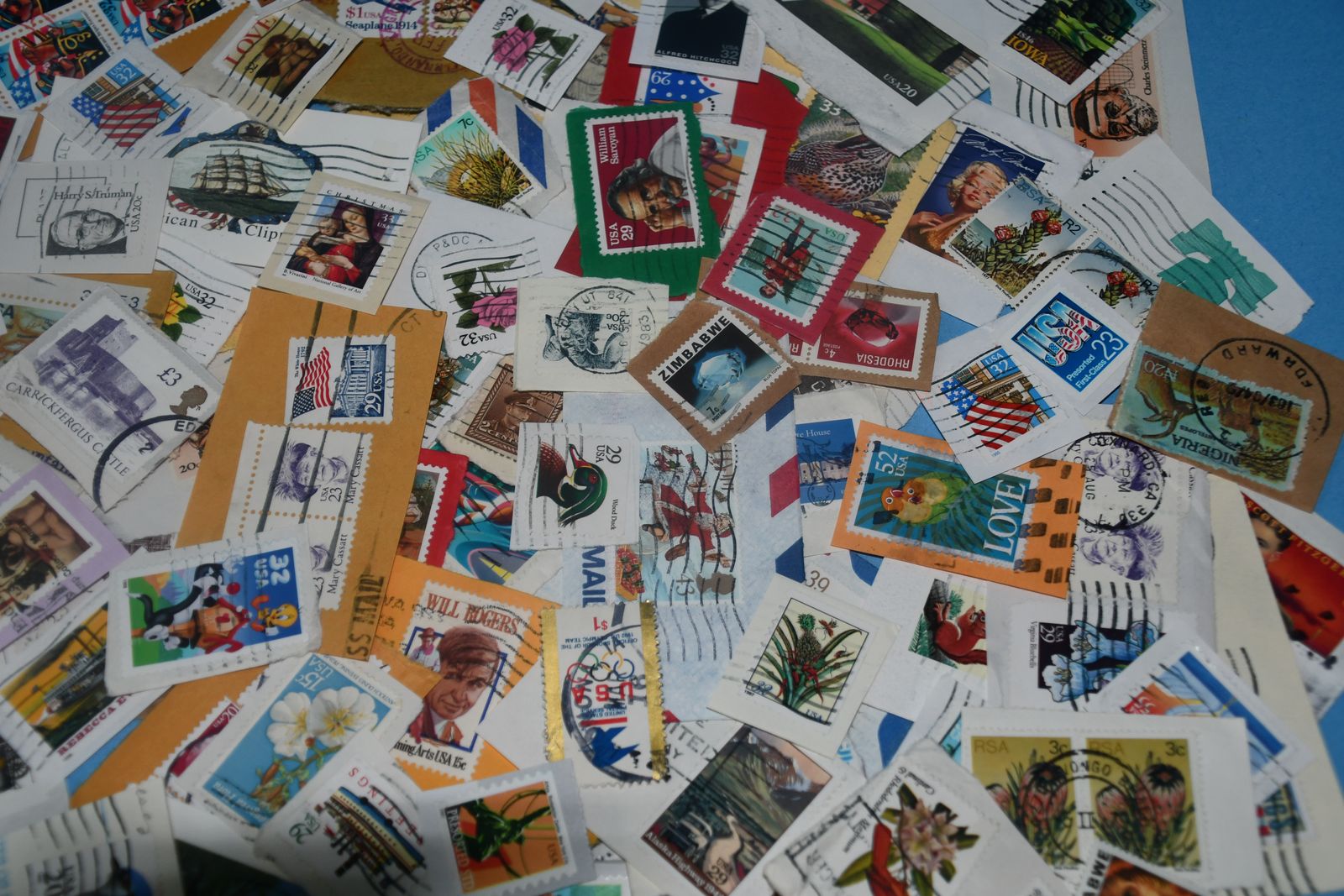 LARGE LOT 100+ STAMPS ~ STAMP COLLECTING ~ UNSORTED ~ CANCELLED ~ SET A